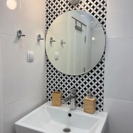 Cozy Corner In - Free Parking * Warna