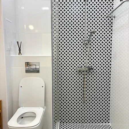 Cozy Corner In - Free Parking Apartament *