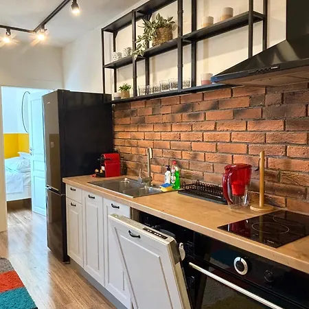 Cozy Corner In - Free Parking Apartment Varna