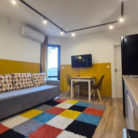 Cozy Corner In - Free Parking Apartment Varna