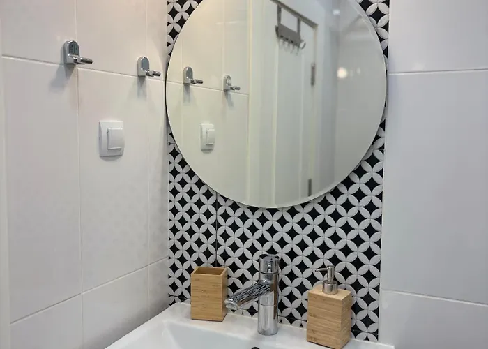 Cozy Corner In - Free Parking * فارنا